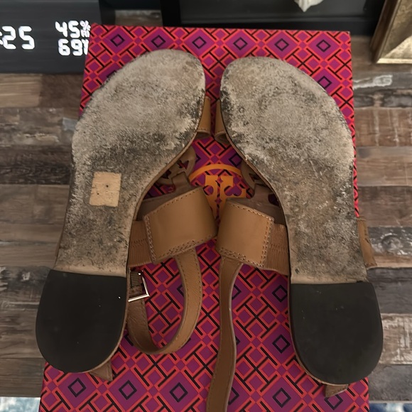Tory Burch metal miller two band sandal. 🔥SALE 🔥 - Picture 2 of 4